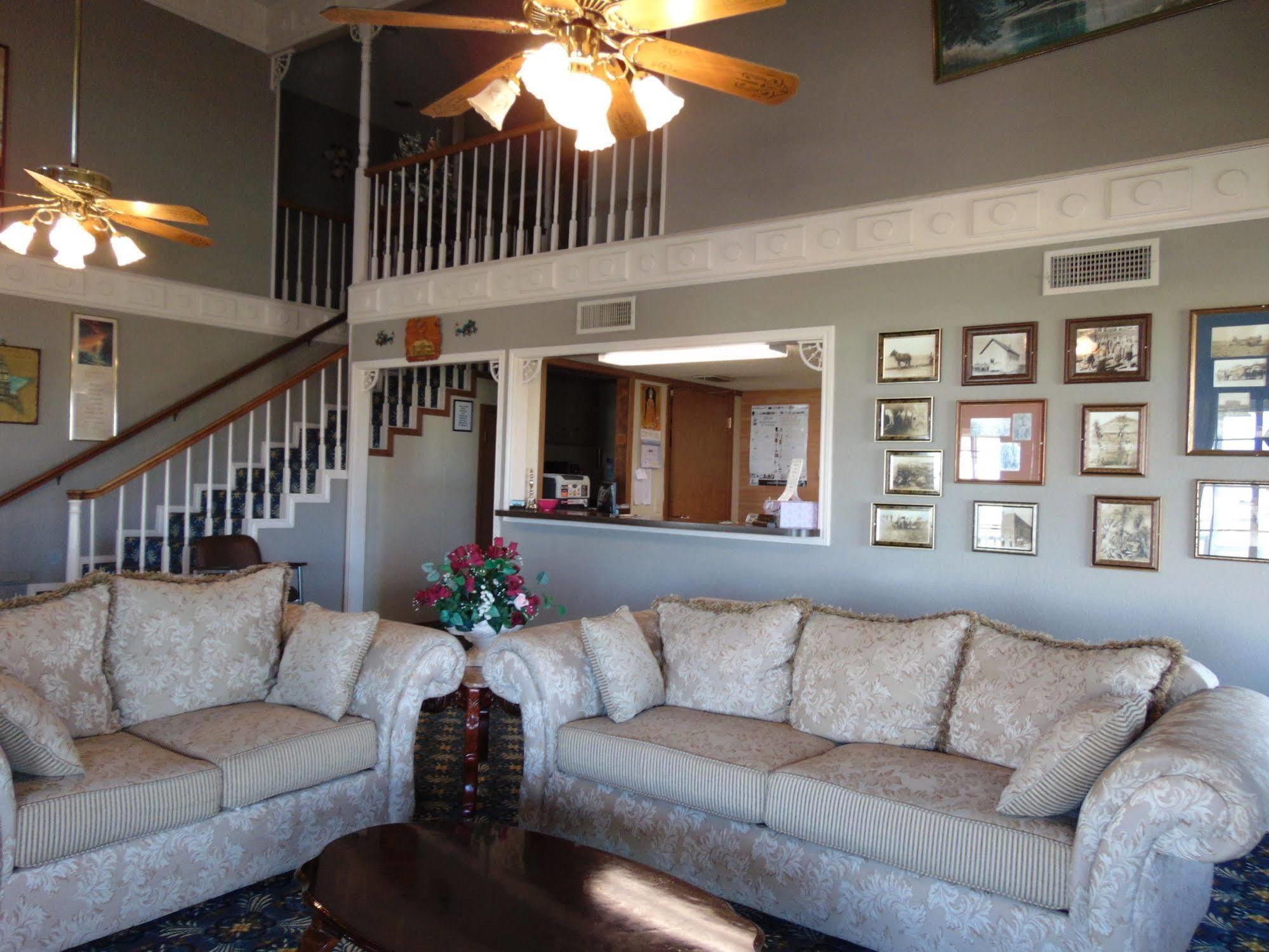 Heritage House Inn Muleshoe エクステリア 写真